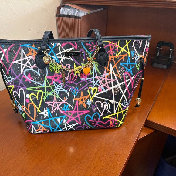 BETSEY JOHNSON PURSE - Picture 1 of 3